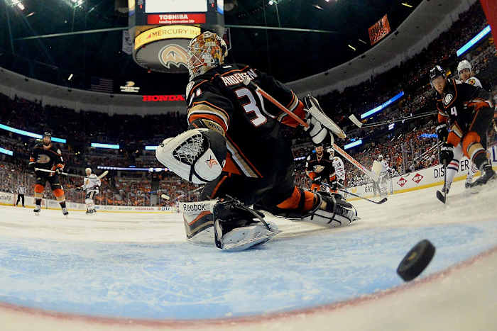 Anaheim-Ducks-Frederik-Anderson.jpg